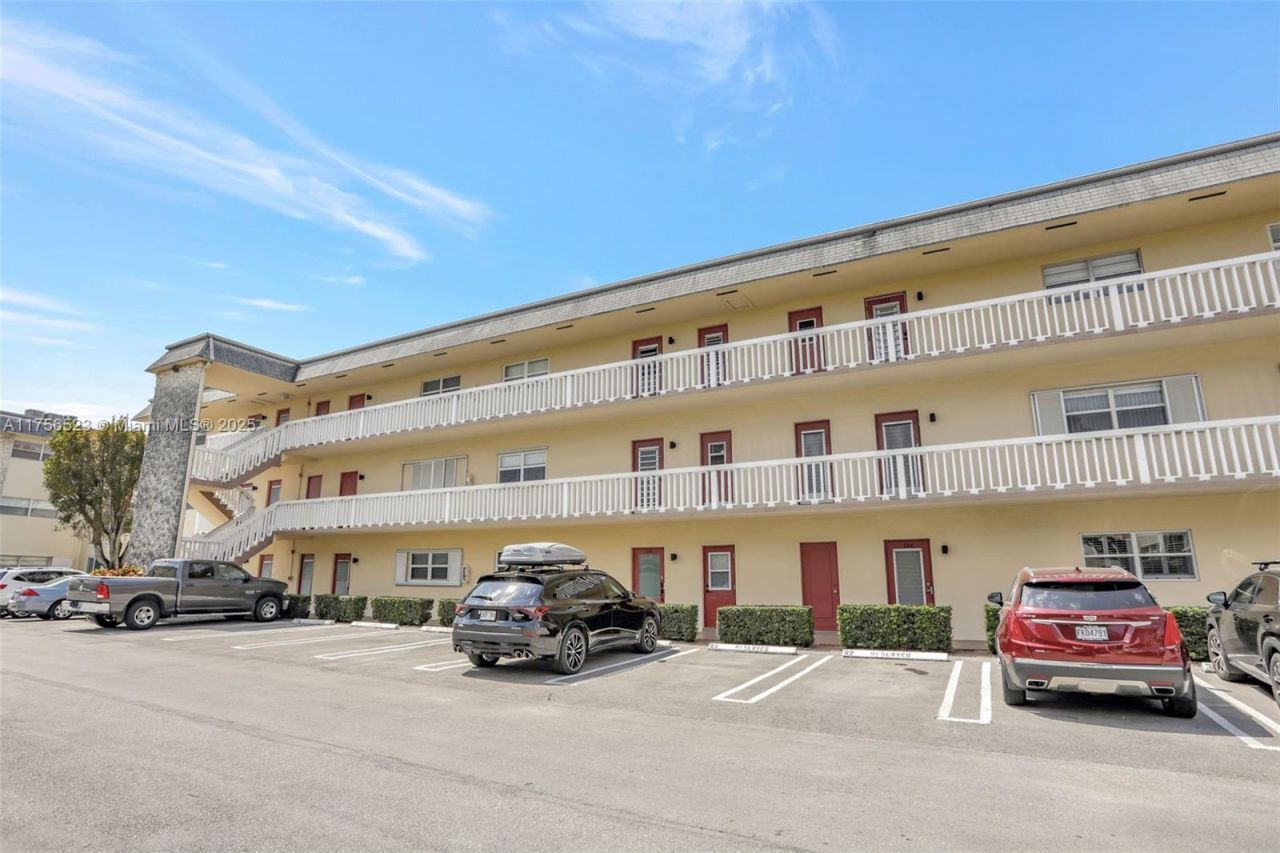 4421 NW 16th St, Unit G108, Lauderhill, FL 33313 Photo