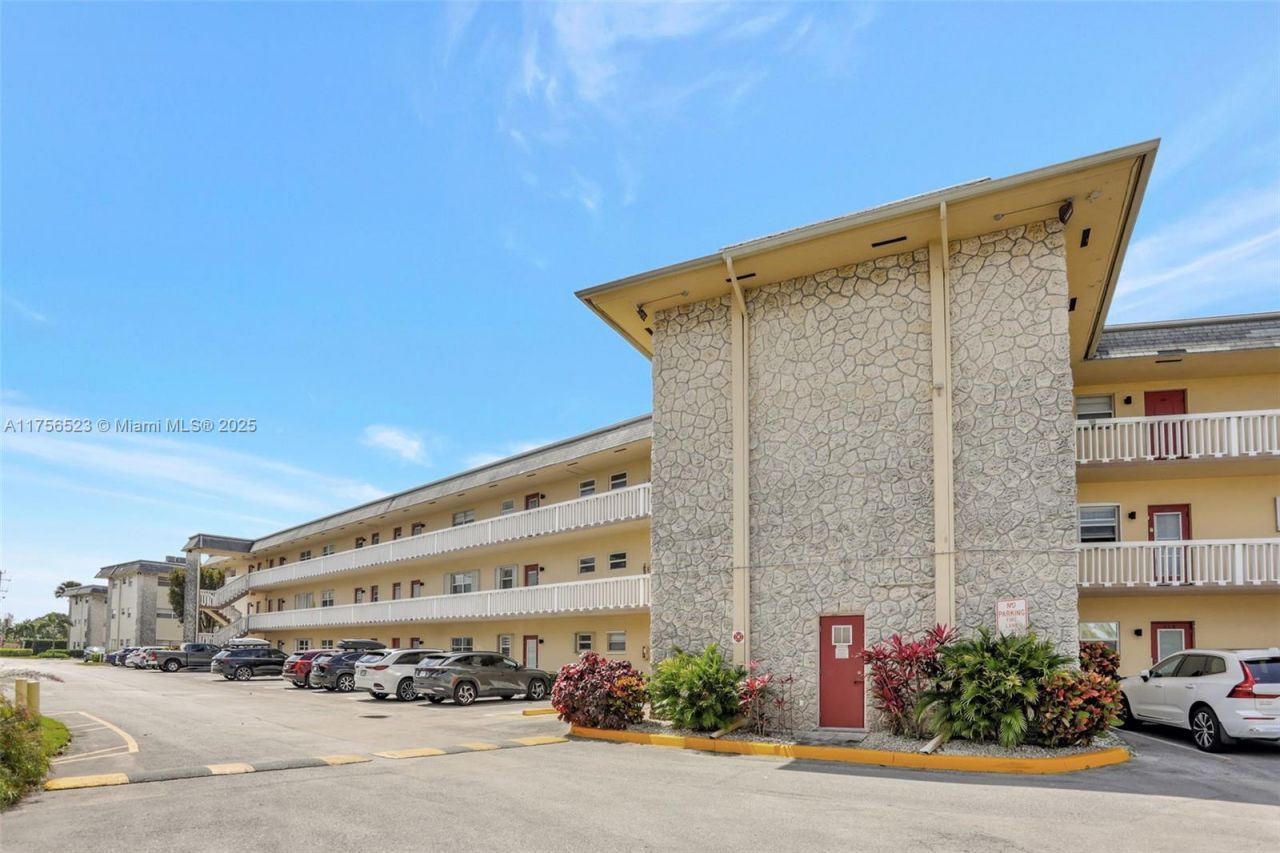4421 NW 16th St, Unit G108, Lauderhill, FL 33313 Photo