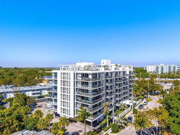 13800 Highland Dr, Unit 302, North Miami Beach, FL 33181