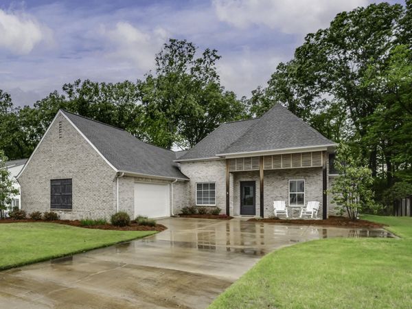 135 Paylors Way, Madison, MS 39110