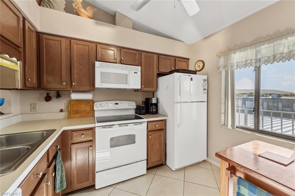 1011 SE 38th Ter, Unit 2213, Cape Coral, FL 33904 Photo