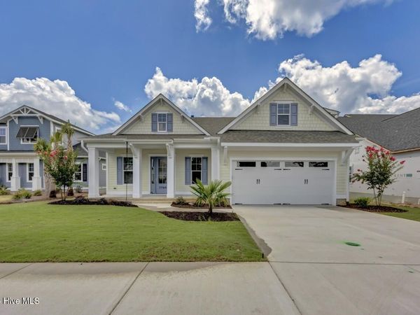 2760 Alvernia Drive, Castle Hayne, NC 28429