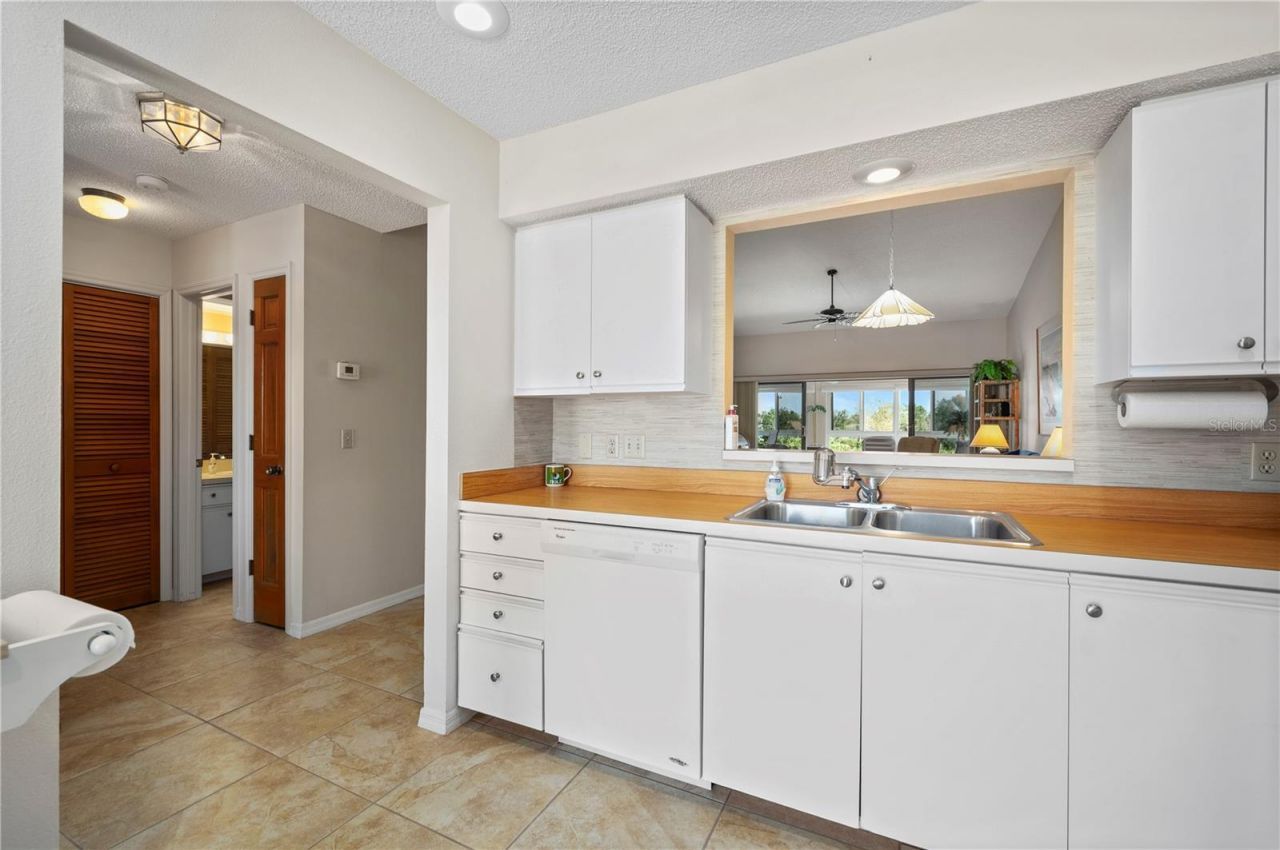 1408 San Cristobal Avenue, Unit 4, Punta Gorda, FL 33983 Photo