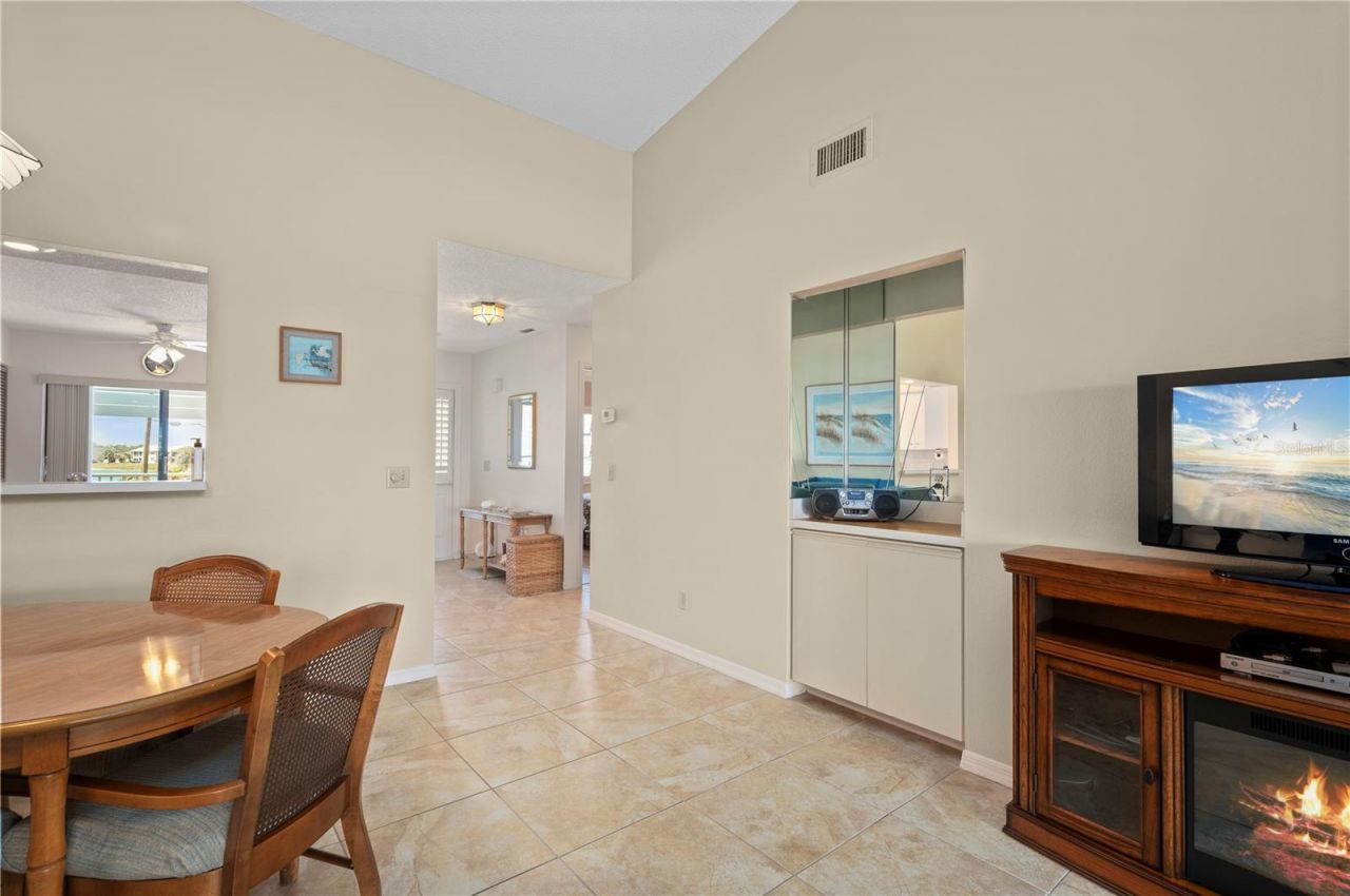1408 San Cristobal Avenue, Unit 4, Punta Gorda, FL 33983 Photo