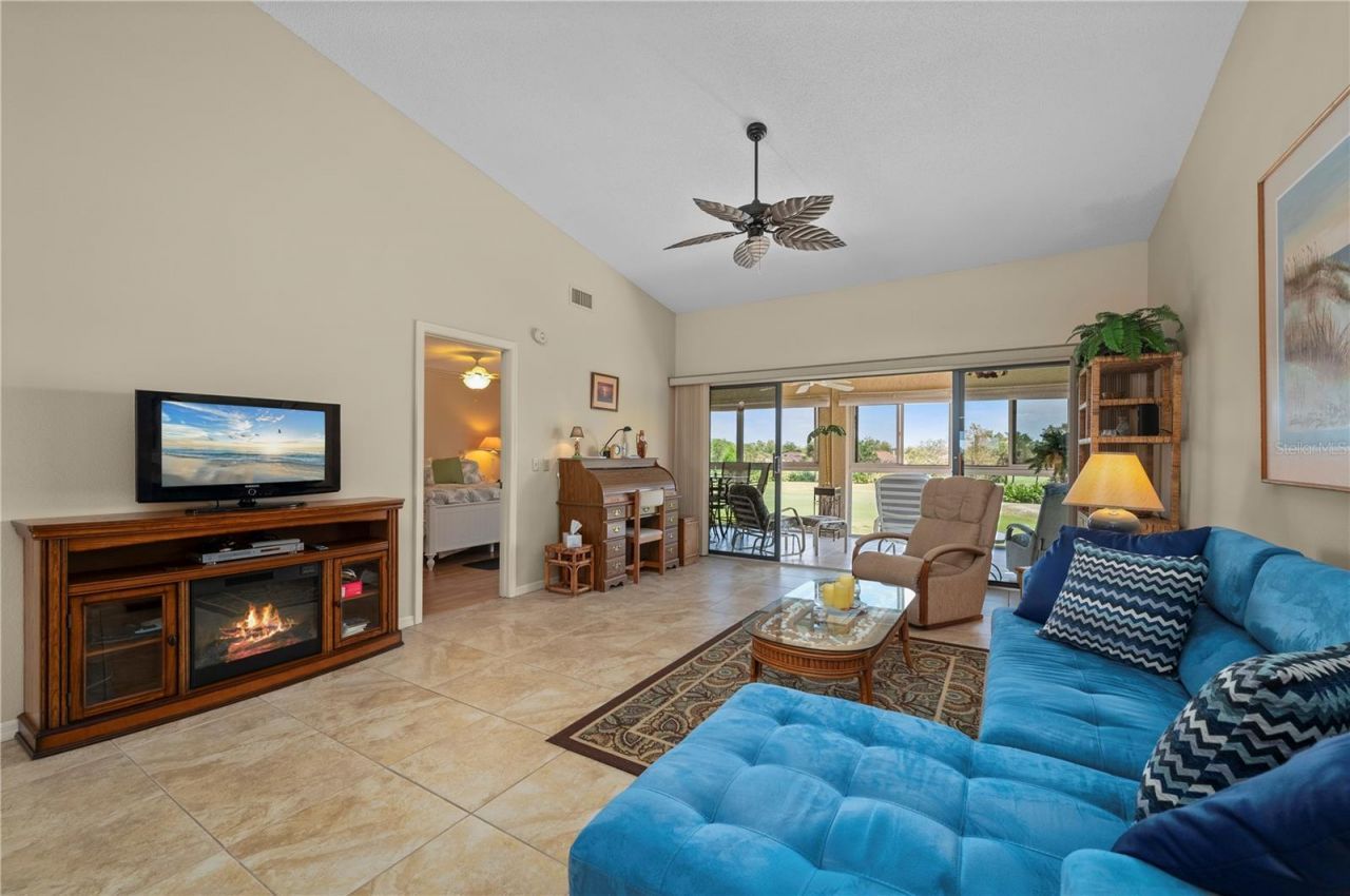 1408 San Cristobal Avenue, Unit 4, Punta Gorda, FL 33983 Photo