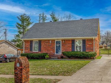 3820 Hidden Springs Drive, Lexington, KY 40514