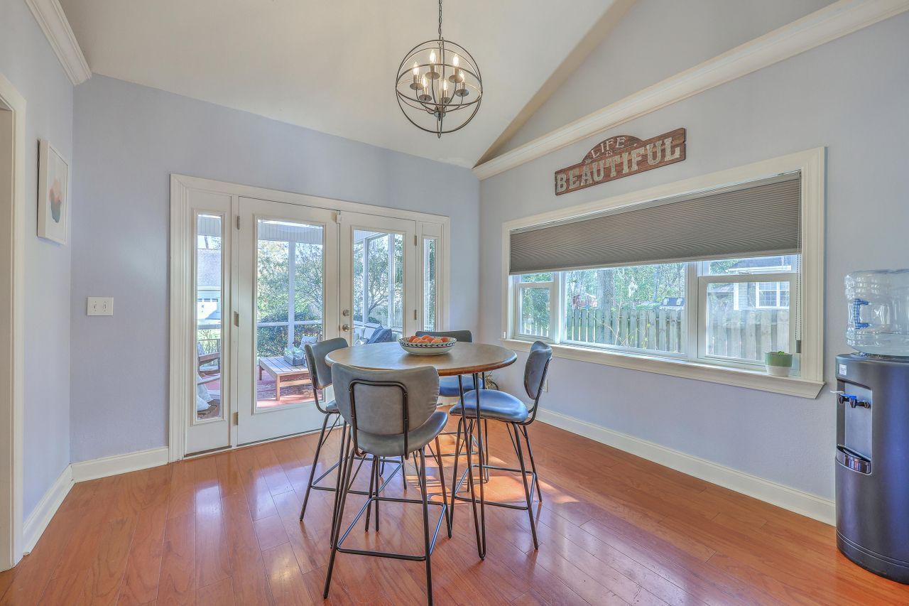 4462 Francis Younge Way Photo 28