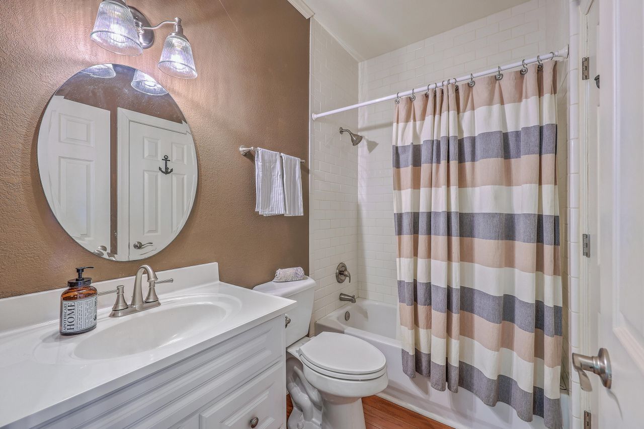 4462 Francis Younge Way Photo 33