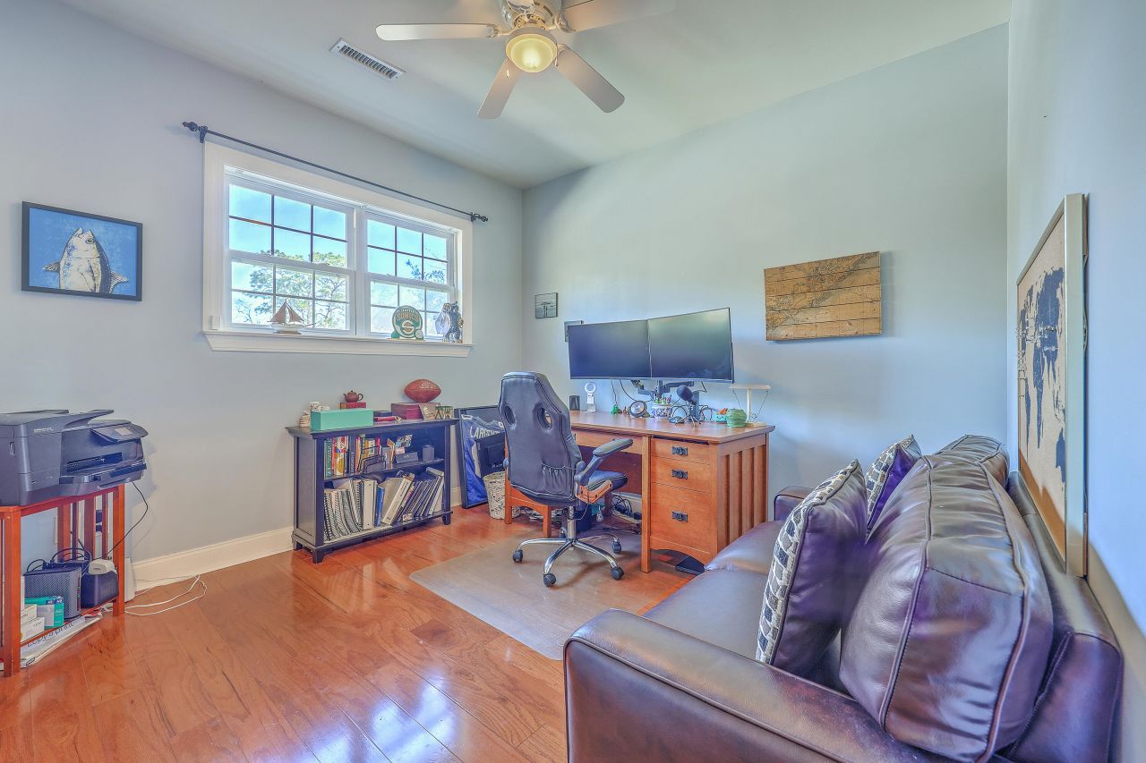 4462 Francis Younge Way Photo 37