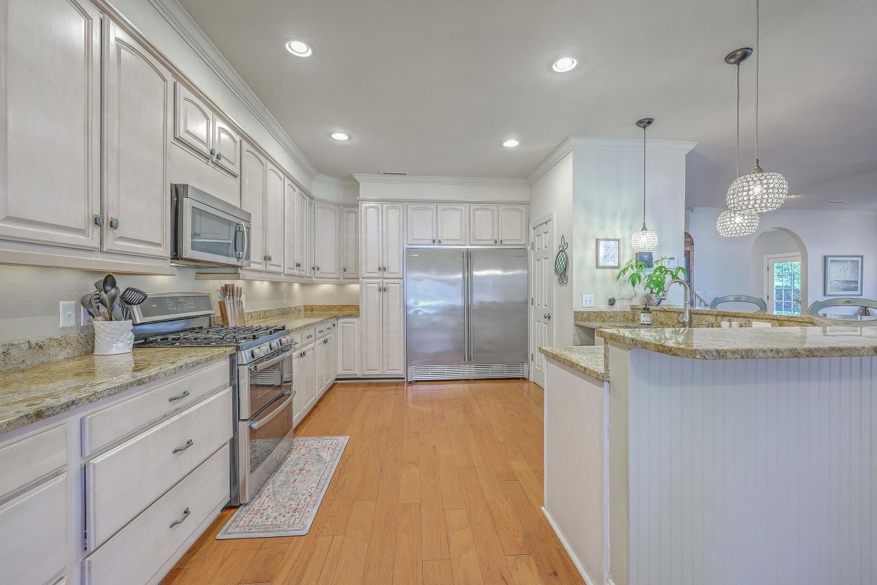 4462 Francis Younge Way Photo 7