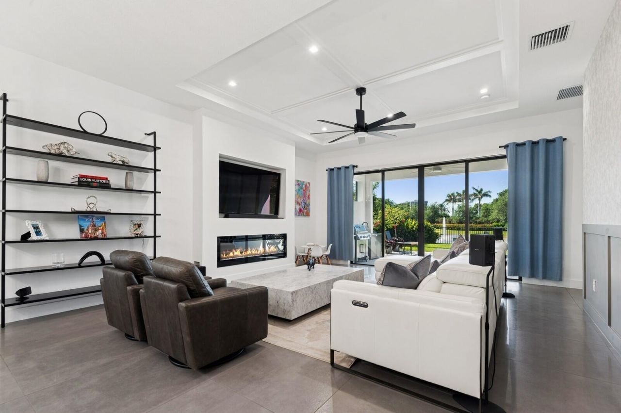 3088 Gin Berry Way, West Palm Beach, FL 33401 Photo