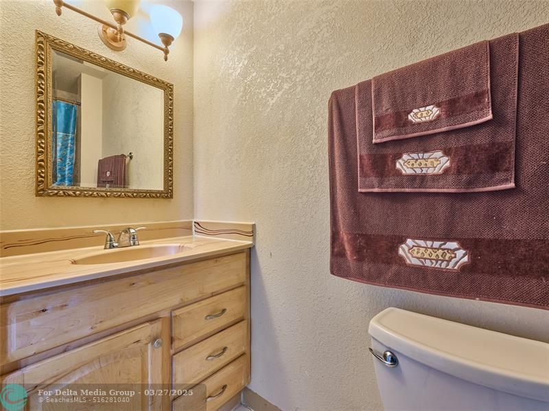 33 Spinning Wheel Lane, Unit 33, Tamarac, FL 33319 Photo