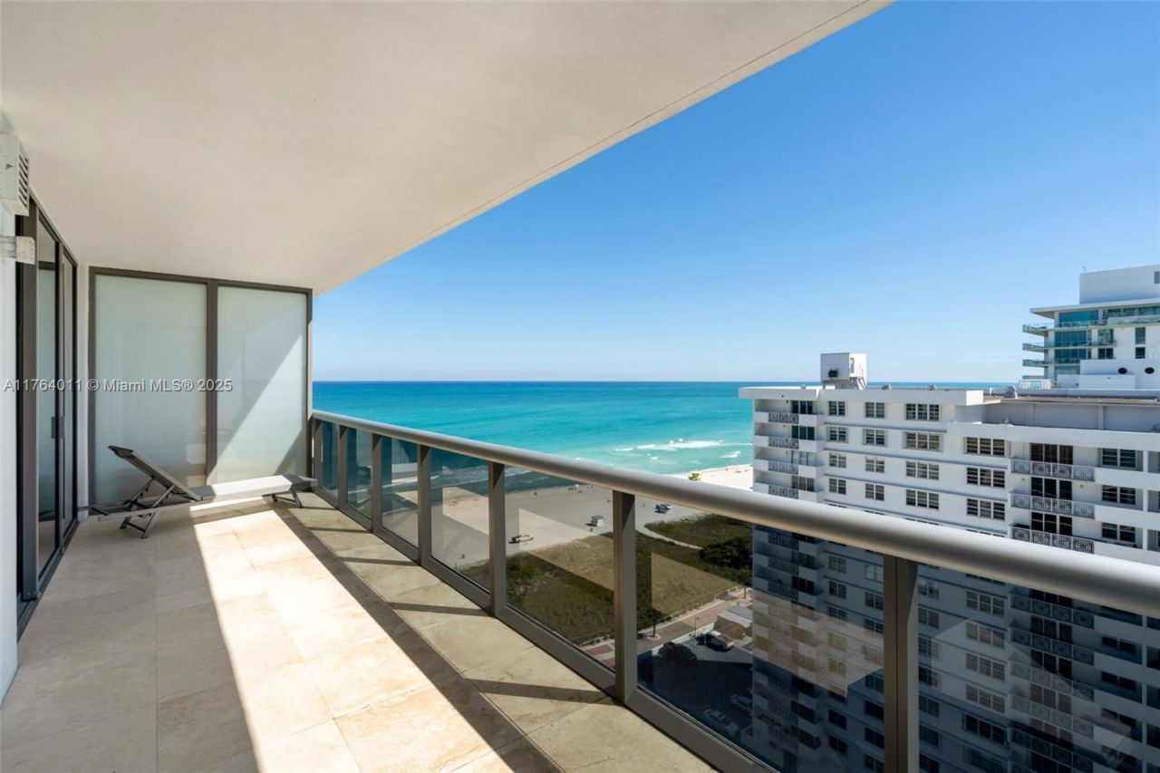 5875 Collins Ave, Unit 1704, Miami Beach, FL 33140 Photo