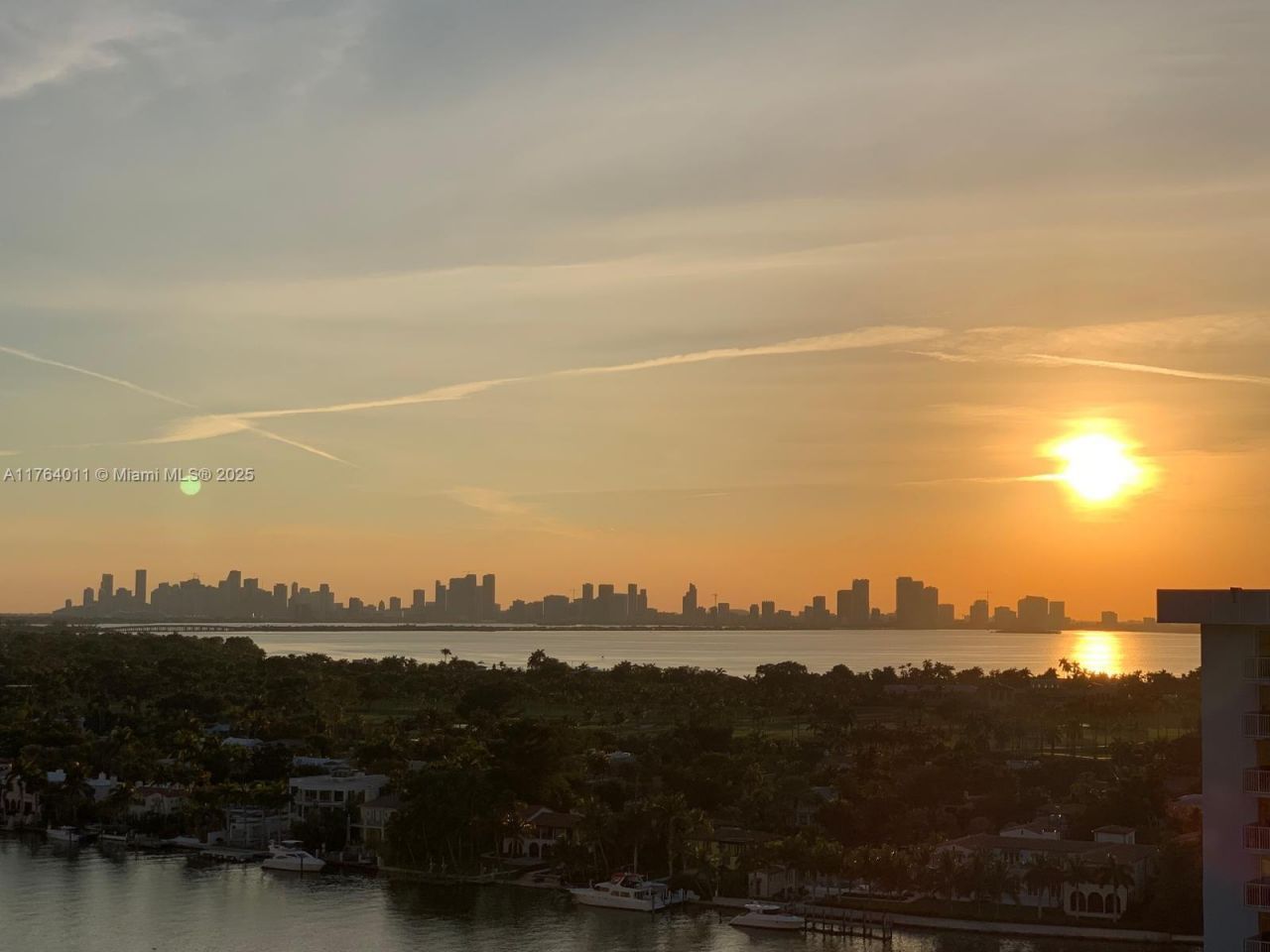 5875 Collins Ave, Unit 1704, Miami Beach, FL 33140 Photo