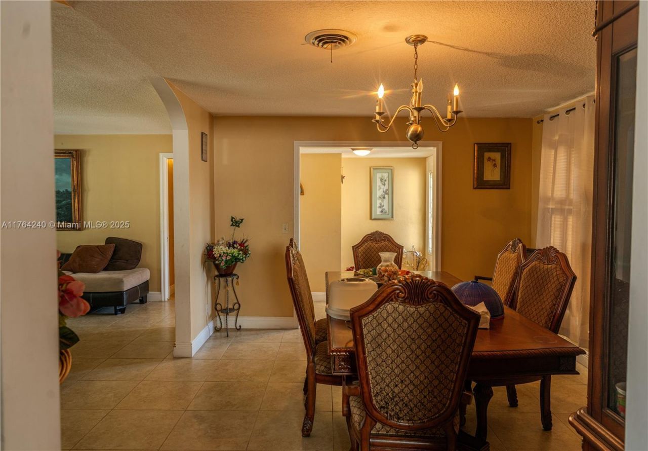 315 SW 12th Ave, Boynton Beach, FL 33435 Photo
