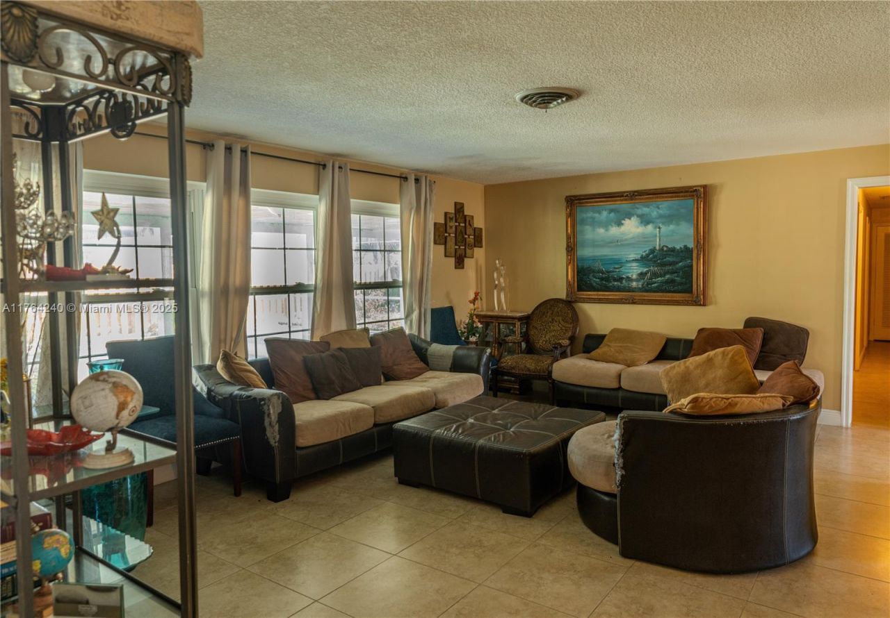 315 SW 12th Ave, Boynton Beach, FL 33435 Photo