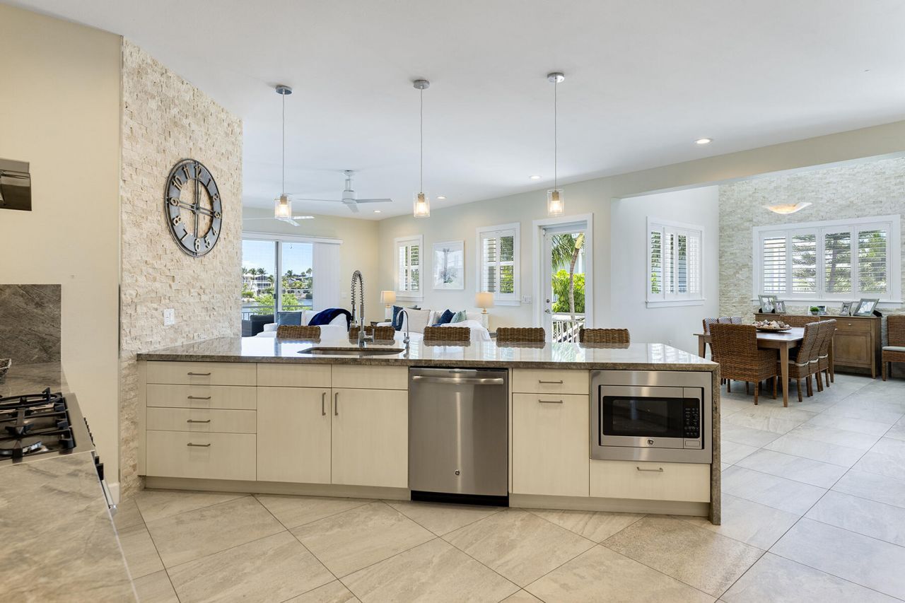 78 N Bounty Lane, Key Largo, FL 33037 Photo