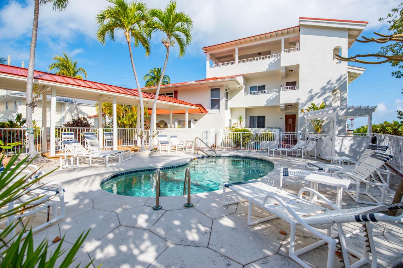 32 Hilton Haven Road, Unit 9, Key West, FL 33040 Photo