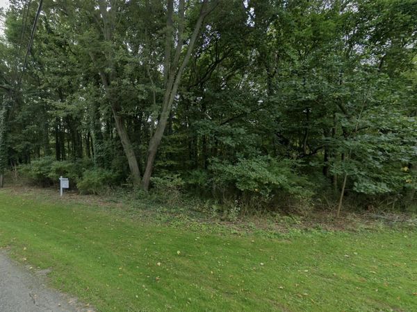 174 St Peters Drive, Unit 1, Douglas, MI 49406