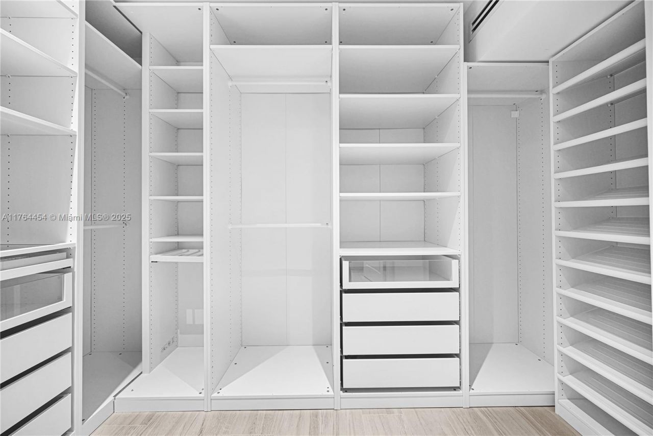 3305 NE 15th St, Fort Lauderdale, FL 33304 Photo