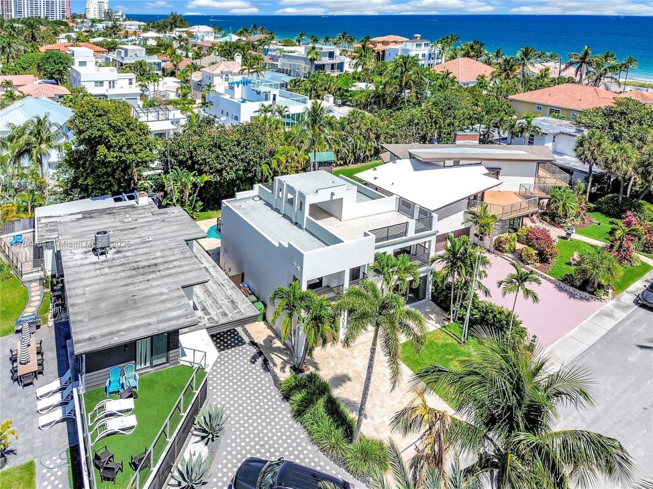 3305 NE 15th St, Fort Lauderdale, FL 33304 Photo