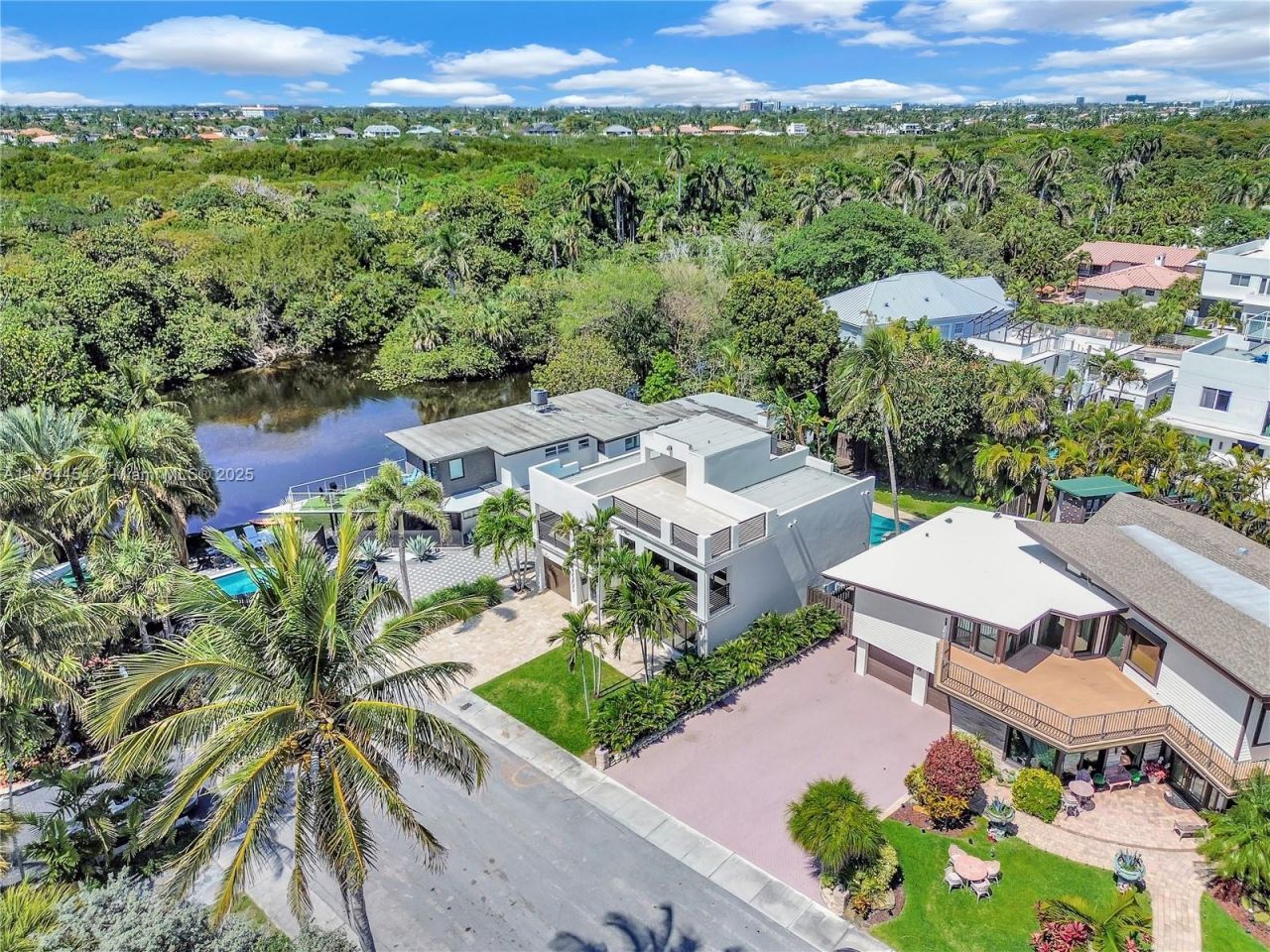 3305 NE 15th St, Fort Lauderdale, FL 33304 Photo