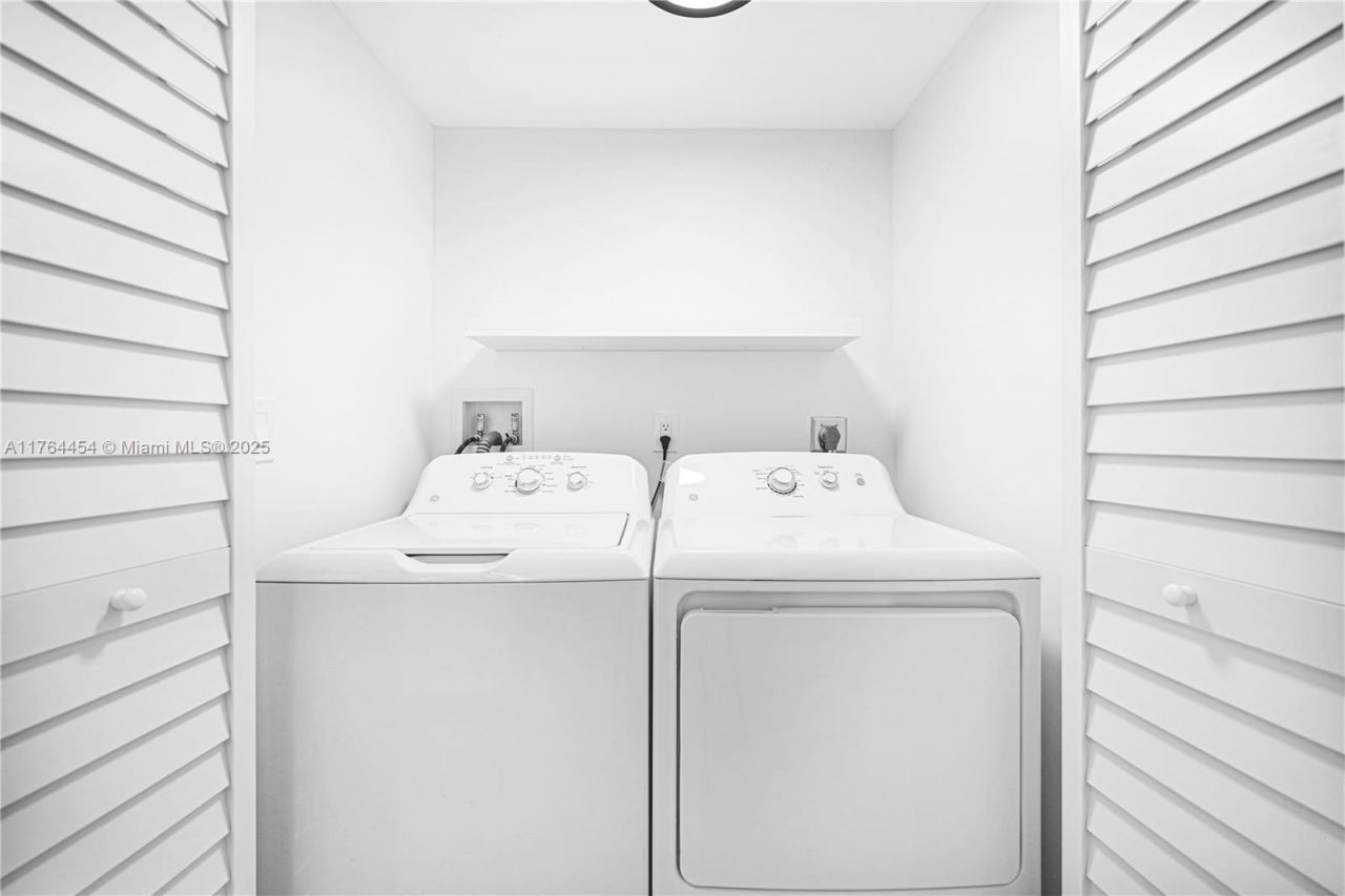 3305 NE 15th St, Fort Lauderdale, FL 33304 Photo