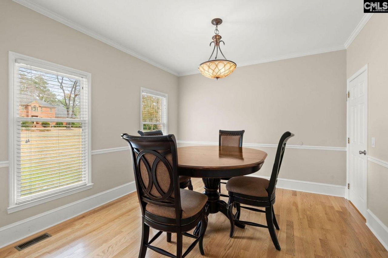 1524 Lee Boulevard Photo 13