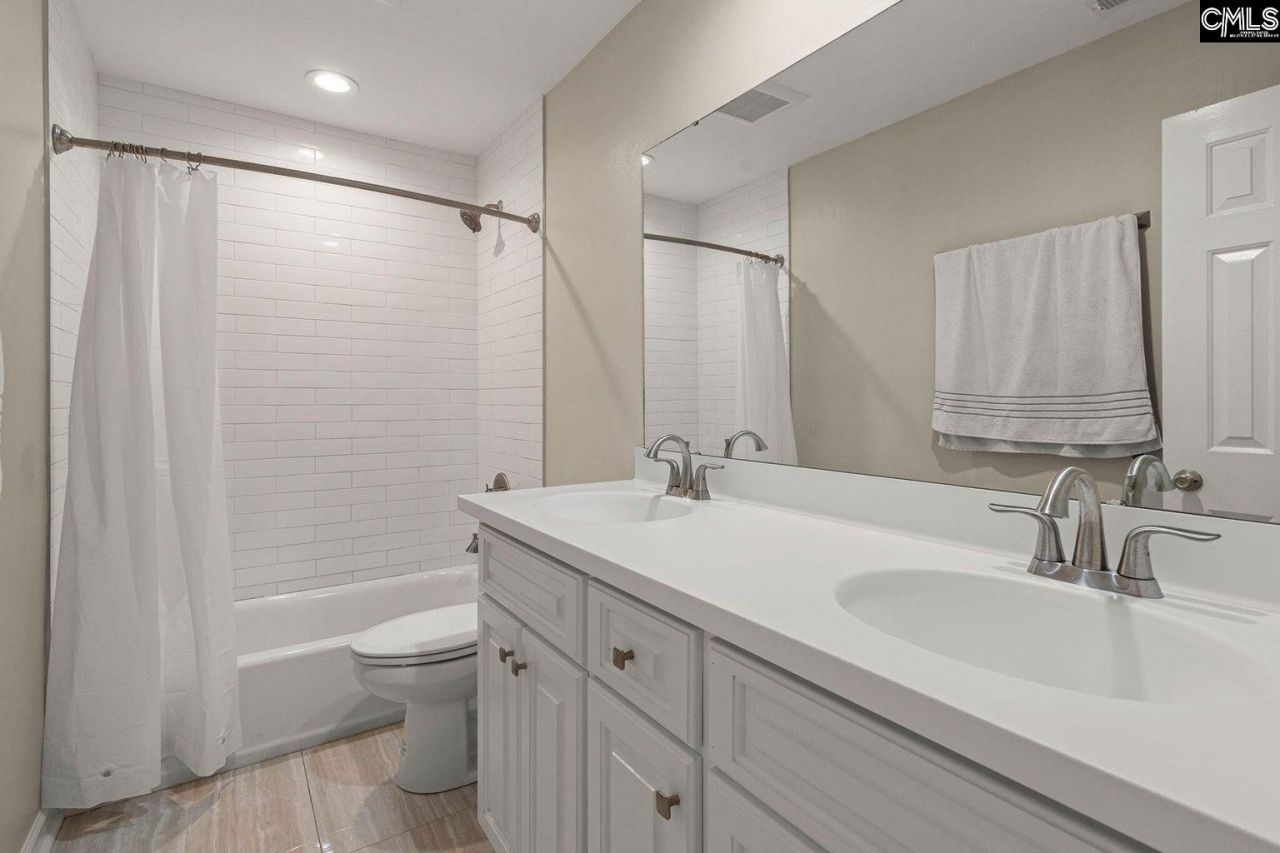 1524 Lee Boulevard Photo 22