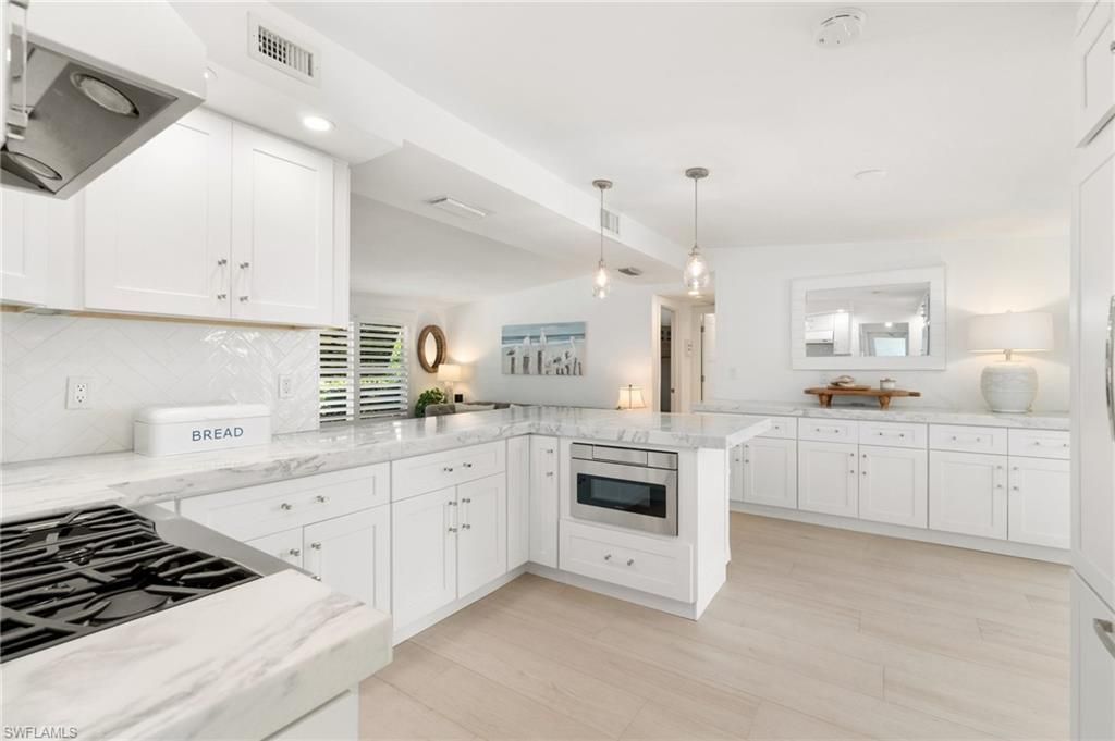 2180 Harbor Ln, Naples, FL 34104 Photo