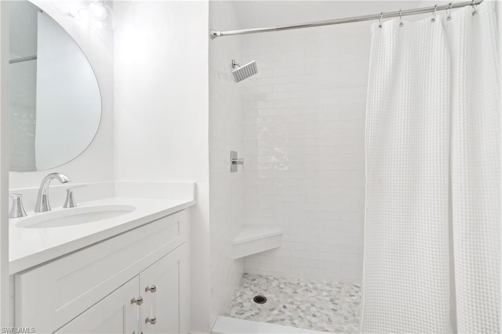 2180 Harbor Ln, Naples, FL 34104 Photo