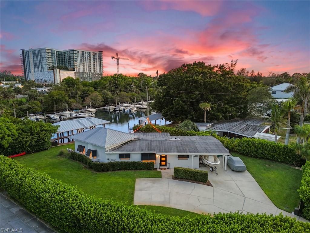 2180 Harbor Ln, Naples, FL 34104 Photo