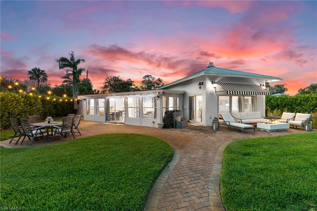 2180 Harbor Ln, Naples, FL 34104 Photo