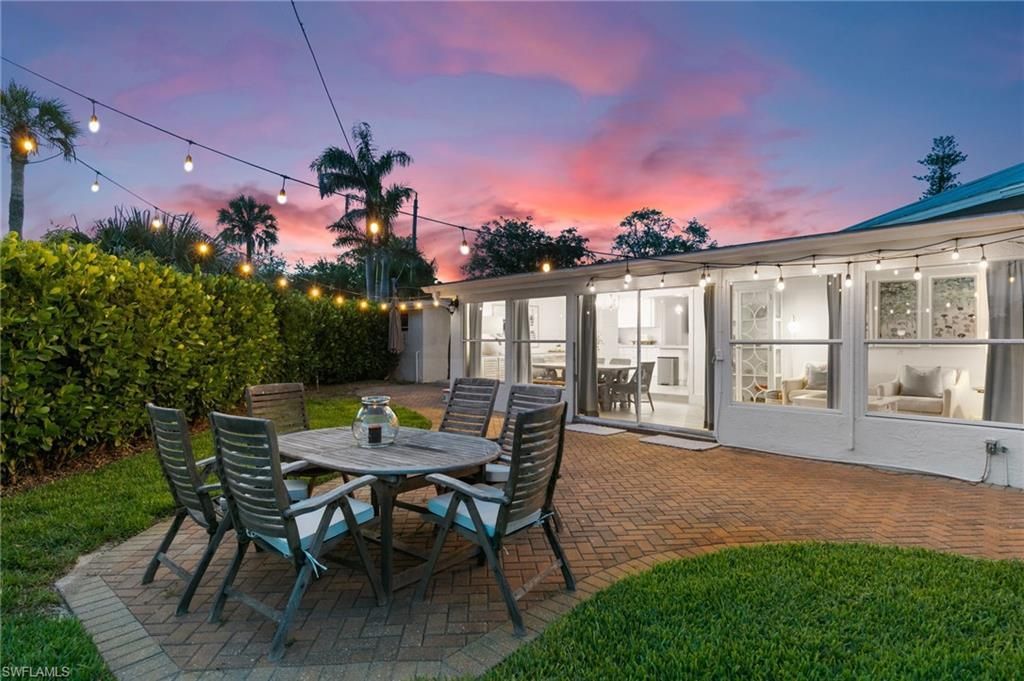 2180 Harbor Ln, Naples, FL 34104 Photo