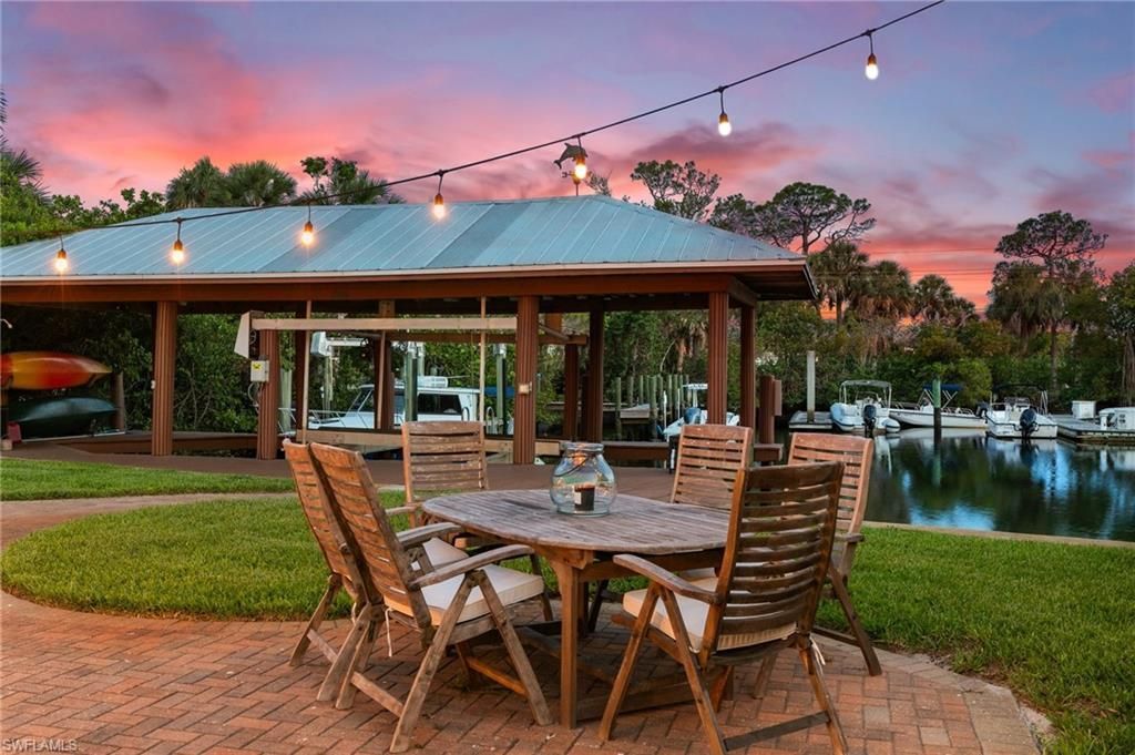 2180 Harbor Ln, Naples, FL 34104 Photo