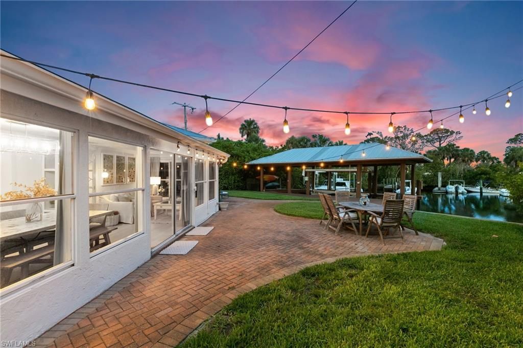 2180 Harbor Ln, Naples, FL 34104 Photo