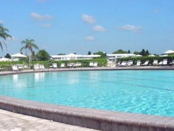 216 Sussex, Unit K, West Palm Beach, FL 33417