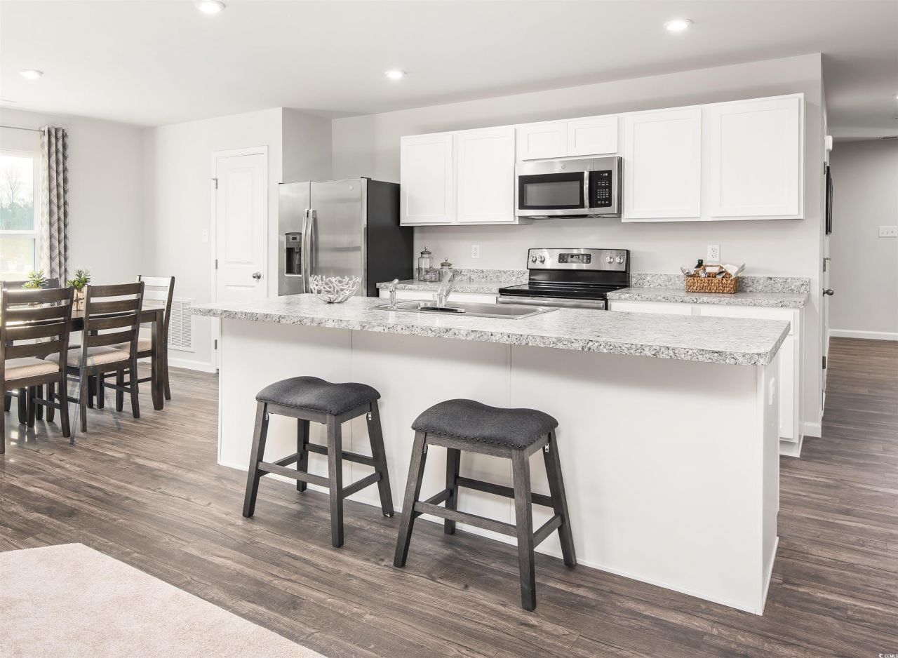 1108 Oak Meadow Dr. Photo 3