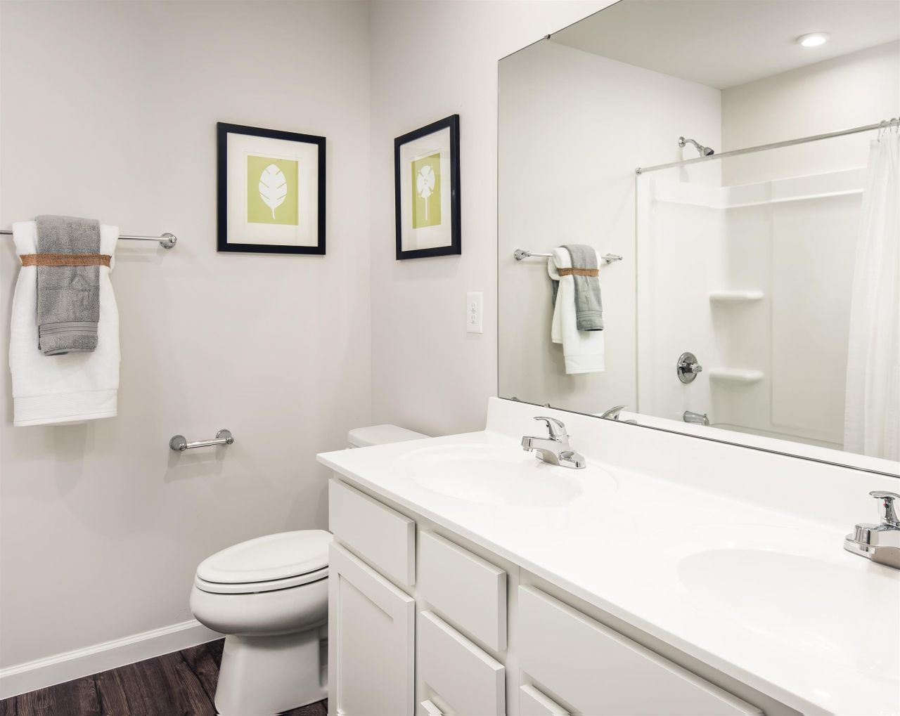 1108 Oak Meadow Dr. Photo 6