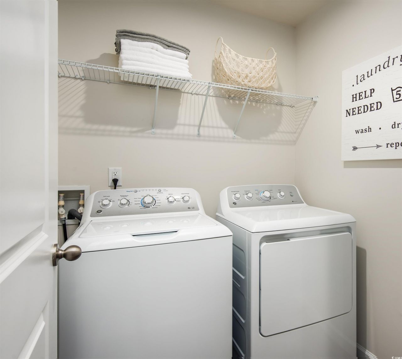 1108 Oak Meadow Dr. Photo 8