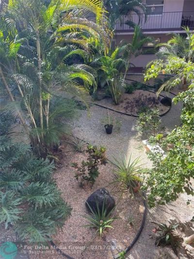 2821 Somerset Drive, Unit 217, Lauderdale Lakes, FL 33311 Photo