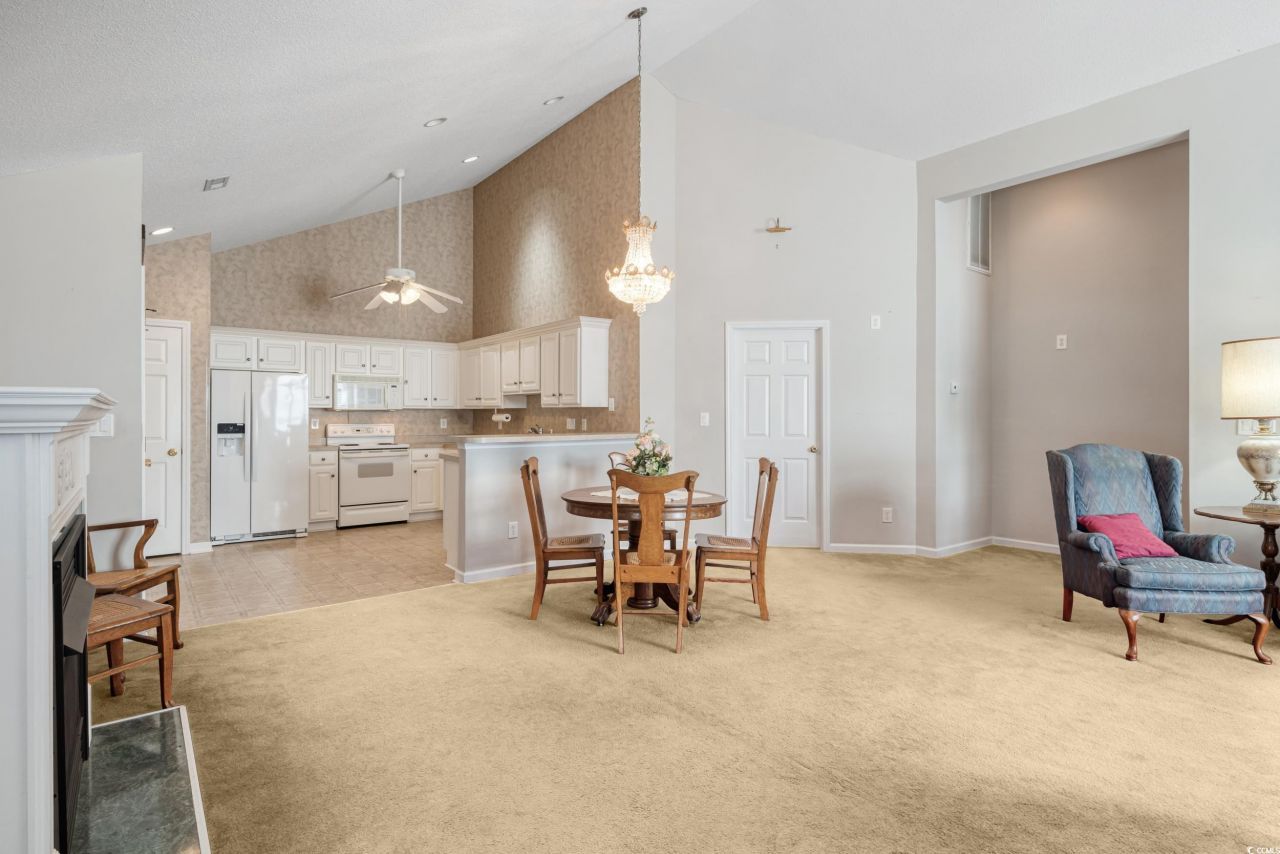 4243 Rivergate Ln. Photo 12