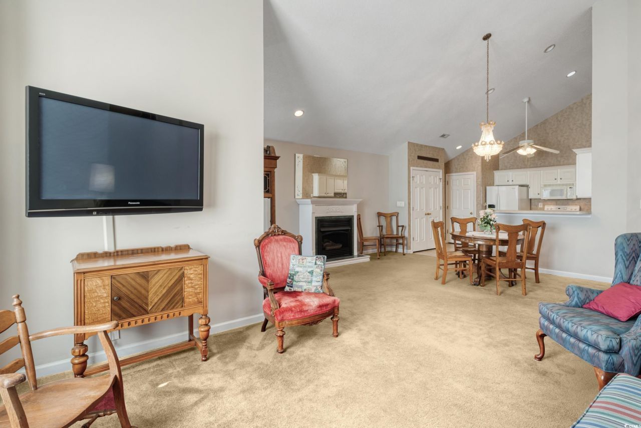 4243 Rivergate Ln. Photo 8