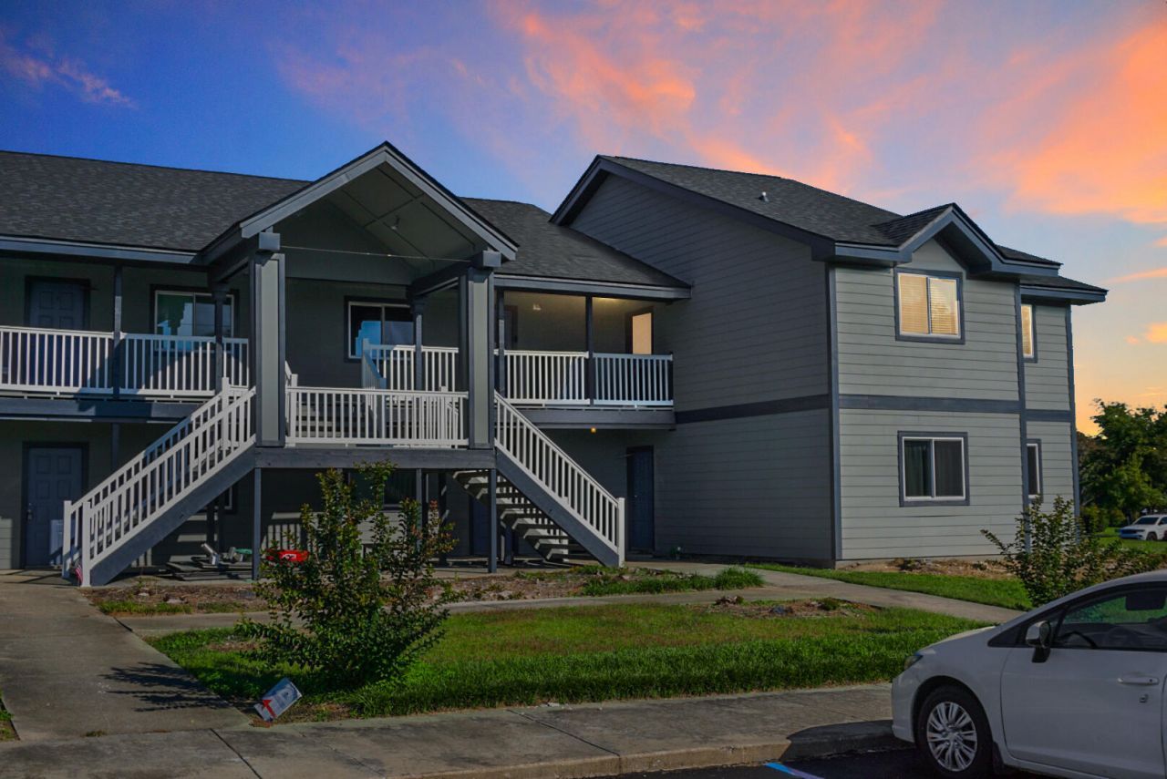 2608 Hidden Cove Drive Photo 1