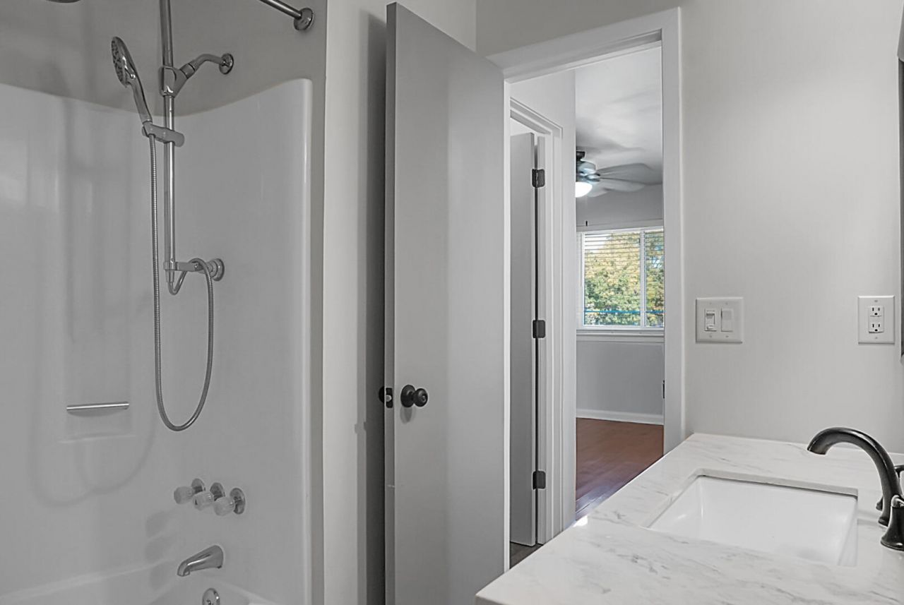 2608 Hidden Cove Drive Photo 24