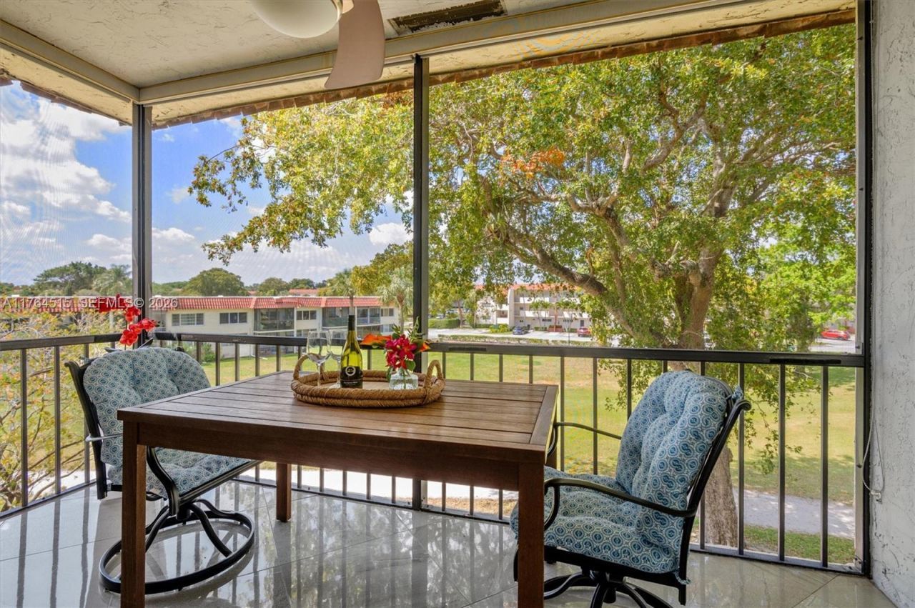 Please Call For Address, Unit 304, Pembroke Pines, FL 33025 Photo