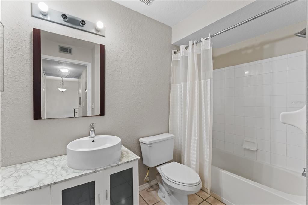 13929 Fairway Island Drive, Unit 825, Orlando, FL 32837 Photo
