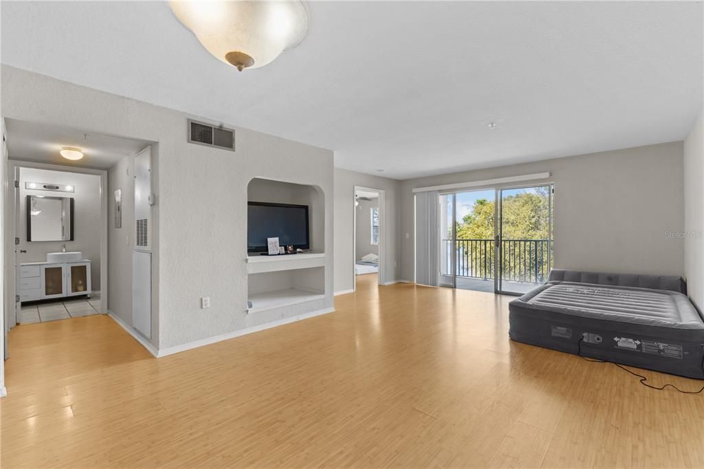 13929 Fairway Island Drive, Unit 825, Orlando, FL 32837 Photo