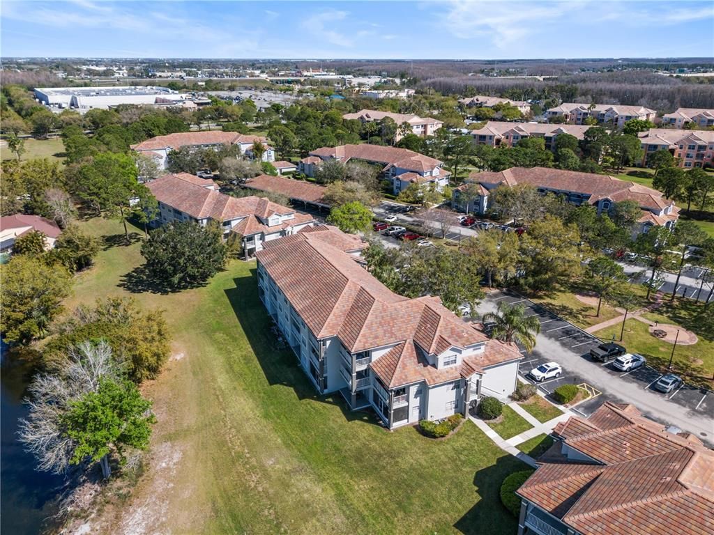 13929 Fairway Island Drive, Unit 825, Orlando, FL 32837 Photo