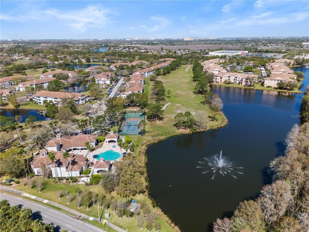13929 Fairway Island Drive, Unit 825, Orlando, FL 32837 Photo